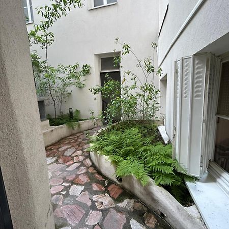 Grand Studio Entierement Renove Au Coeur De Paris Exterior foto